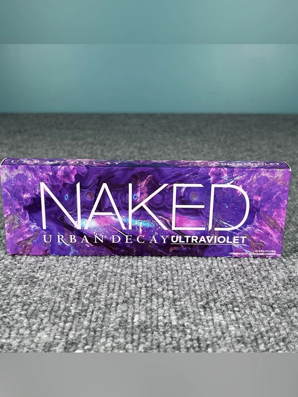 Urban Decay NAKED ULTRAVIOLET Eyeshadow Palette Pressed Powder Metallic Shimmer